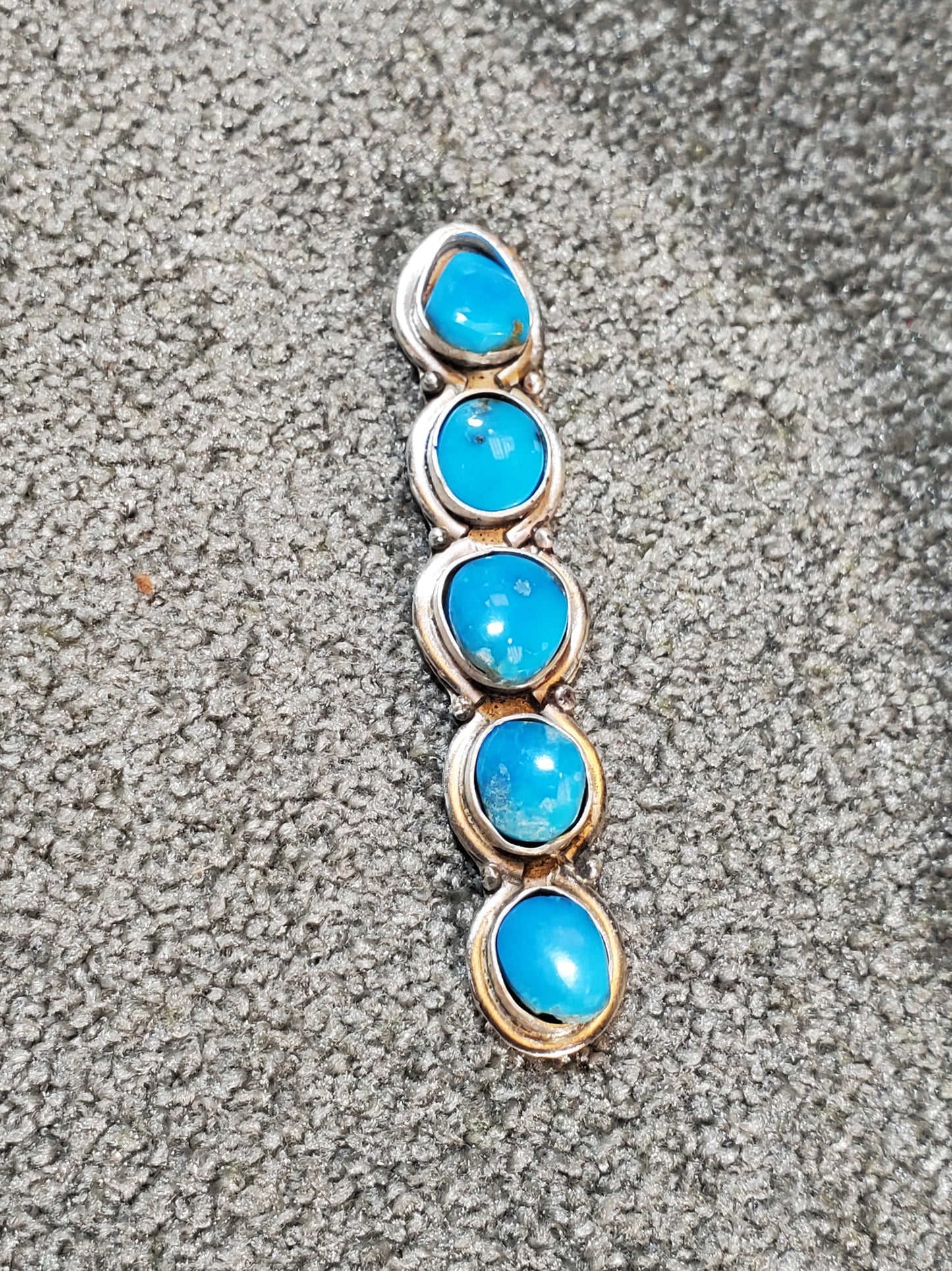 Long bandit blue 5 stone ring size 8.5